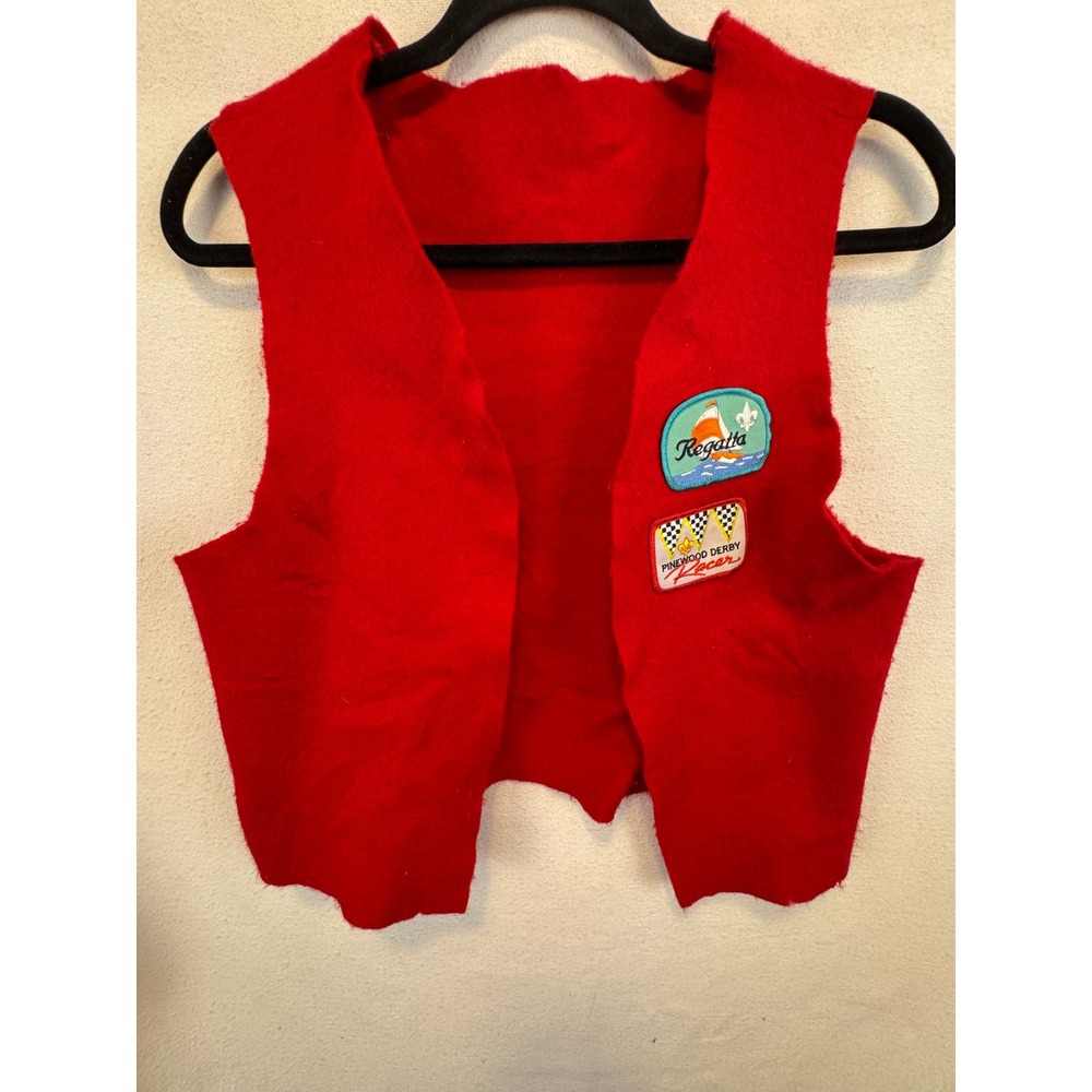 Boy Scouts of America Vest Red Felt Pinewood Derby Regatta Patches Vintage Scout